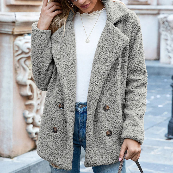 Teddy Jas – Warm en Oversized Faux Fur Elegantie voor Tussenseizoenen
